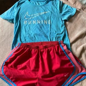 Nike Running Bundle - Shirt & Shorts